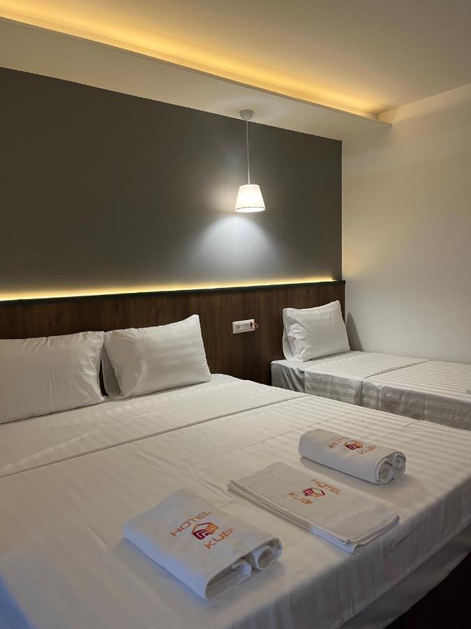 Kubi Hotel Struga Exteriör bild