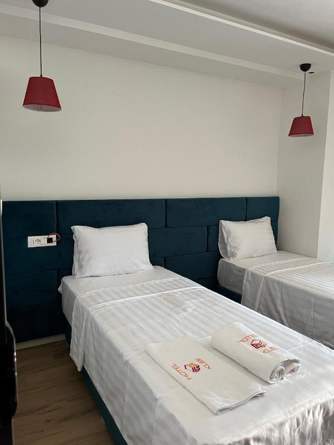 Kubi Hotel Struga Exteriör bild